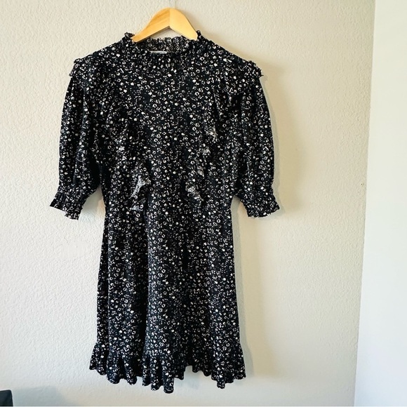 Zara Regencycore Floral Print Puffy Sleeve Black Dress Size Large - Picture 10 of 11